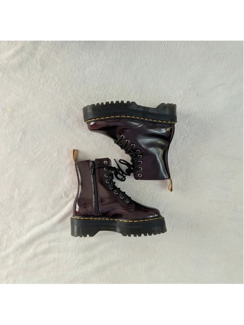 Dr. Martens Vegan Jadon II Cherry Red Oxford Rub Off Platform Boots US L 6 - Picture 3 of 13